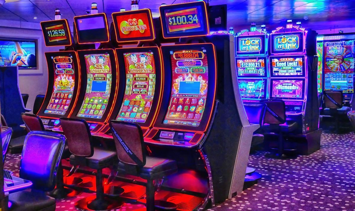 The Thrill of Online Slot Casinos: A Gateway to Excitement and Rewards